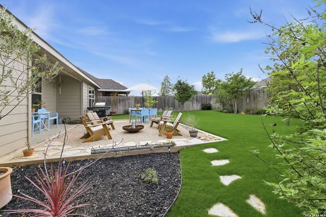 117 DOVETAIL ST, Boerne, TX 78006