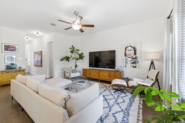 117 DOVETAIL ST, Boerne, TX 78006