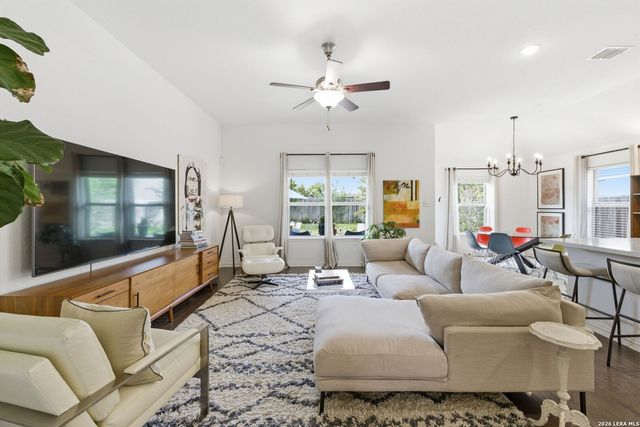 117 DOVETAIL ST, Boerne, TX 78006