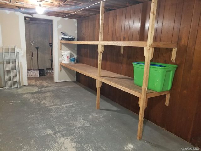 74 Ashwood Road 1st Fl., Port Washington, NY 11050