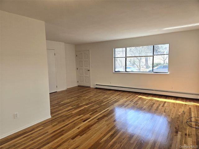 74 Ashwood Road 1st Fl., Port Washington, NY 11050