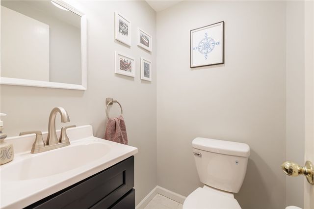 190 Courtly Circle, Greece, NY 14615