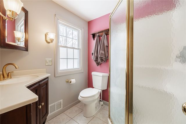 190 Courtly Circle, Greece, NY 14615