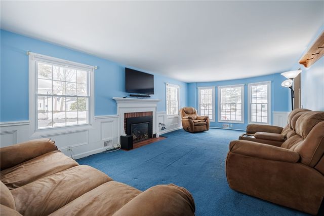 190 Courtly Circle, Greece, NY 14615