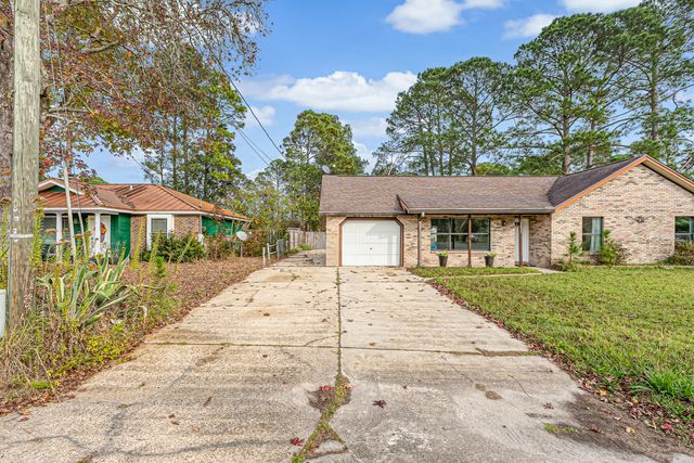 1421 Mixon Drive, Fort Walton Beach, FL 32547