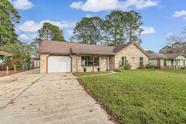 1421 Mixon Drive, Fort Walton Beach, FL 32547