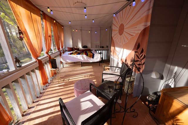 323 Chickasaw Rd, Enterprise, AL 36330