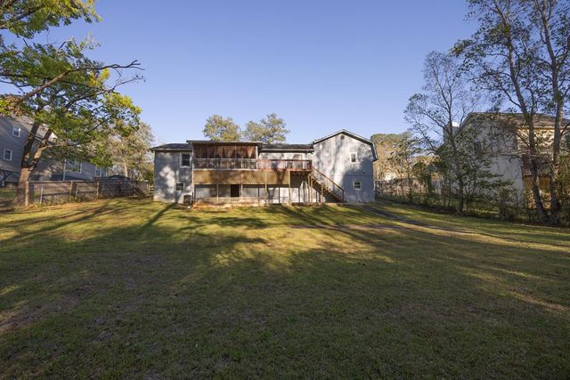 323 Chickasaw Rd, Enterprise, AL 36330