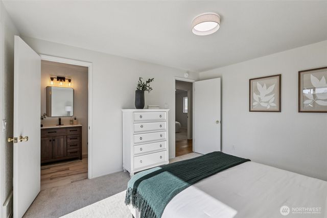 272 Prestwick Drive, Camano Island, WA 98282
