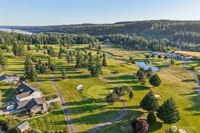 272 Prestwick Drive, Camano Island, WA 98282