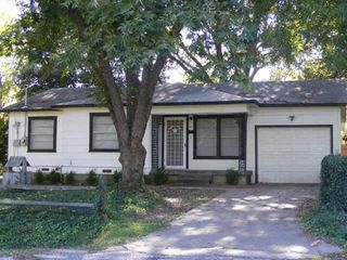 101 W Mccoulskey Street, Terrell, TX 75160