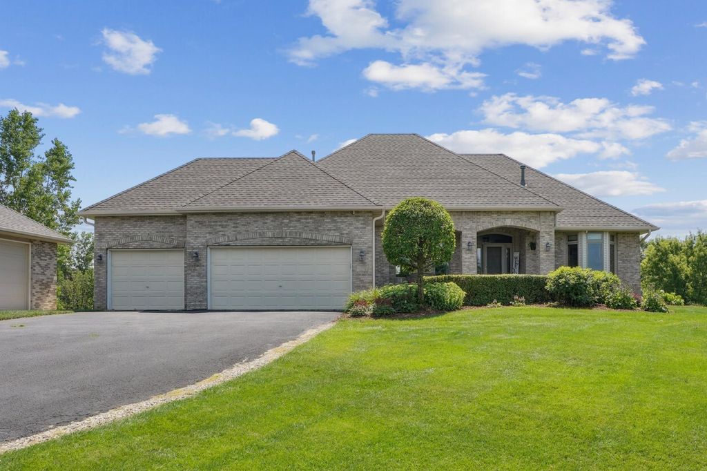 12421 24th Street N, West Lakeland Twp, MN 55042