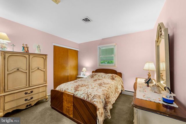 45 HEMPSTEAD RD, Hamilton, NJ 08610