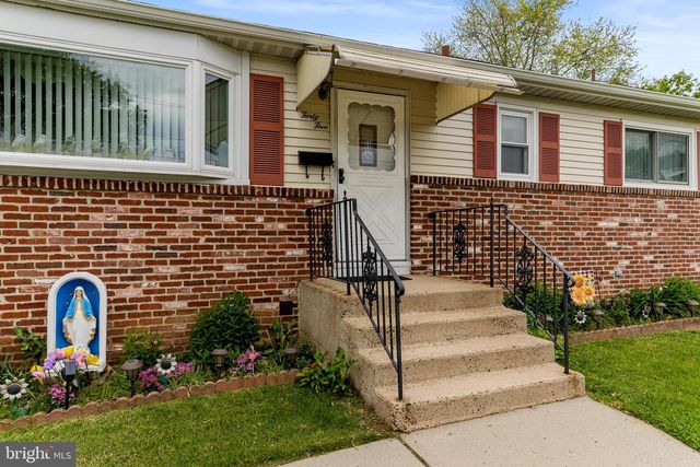 45 HEMPSTEAD RD, Hamilton, NJ 08610
