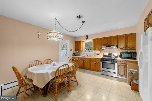 45 HEMPSTEAD RD, Hamilton, NJ 08610