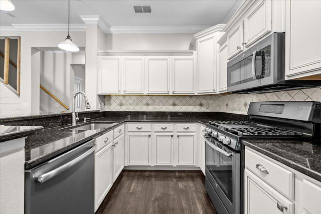 14517 COTSWOLDS DRIVE, Tampa, FL 33626