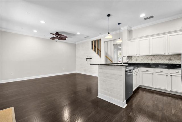 14517 COTSWOLDS DRIVE, Tampa, FL 33626