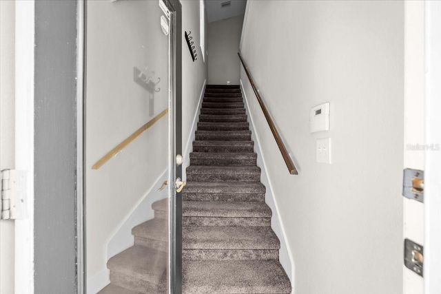 14517 COTSWOLDS DRIVE, Tampa, FL 33626