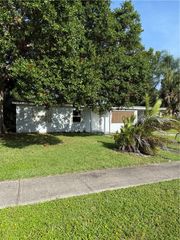 1835 31st Avenue, Vero Beach, FL 32960