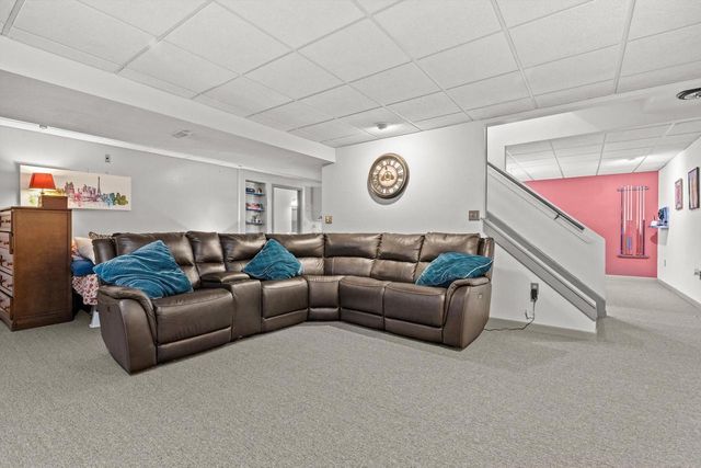 1211 39th AVENUE, Kenosha, WI 53144