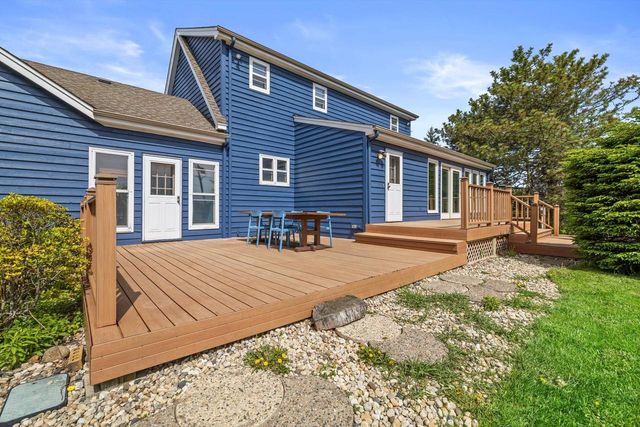 1211 39th AVENUE, Kenosha, WI 53144