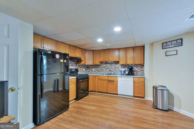 3243 Summer Stream Lane NW, Kennesaw, GA 30152