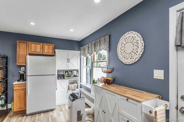 9 Pompano Lane, Massapequa Park, NY 11762