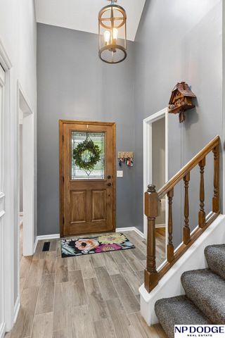 1255 Limerick Road, Papillion, NE 68046