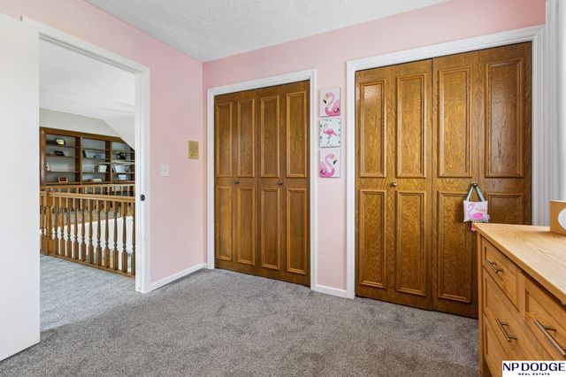 1255 Limerick Road, Papillion, NE 68046