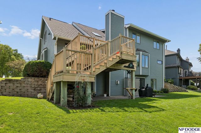 1255 Limerick Road, Papillion, NE 68046