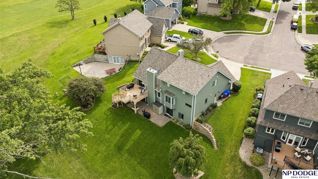 1255 Limerick Road, Papillion, NE 68046