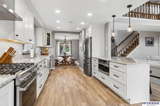1255 Limerick Road, Papillion, NE 68046