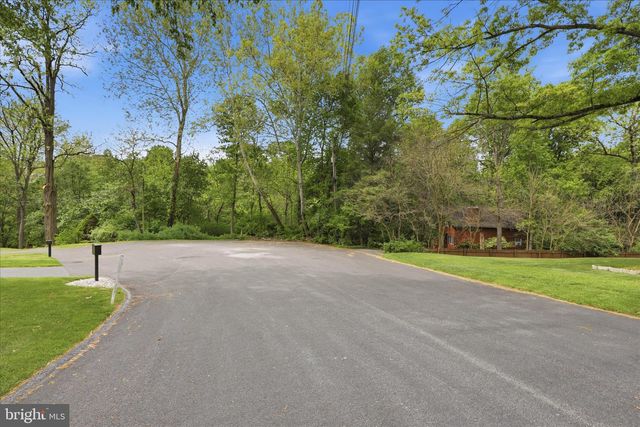 20 STAR LITE DR, Lititz, PA 17543