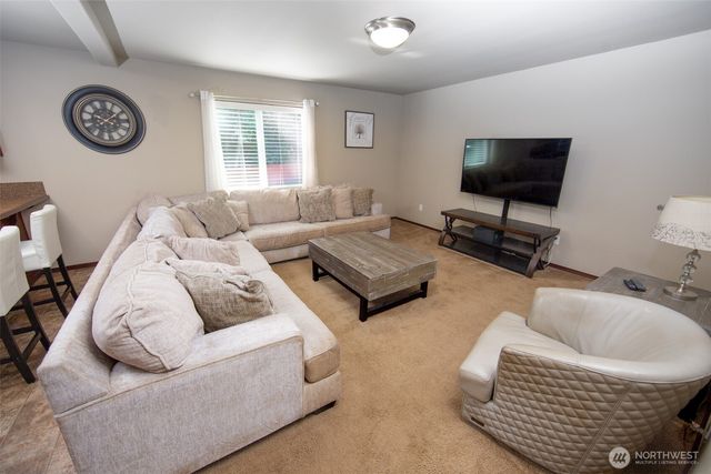 1827 Billie Court, Ferndale, WA 98248