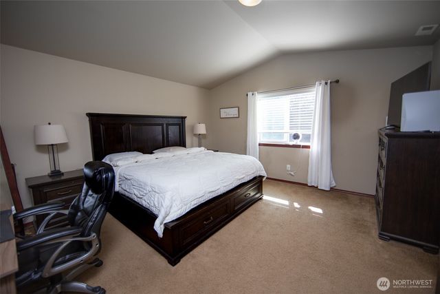 1827 Billie Court, Ferndale, WA 98248