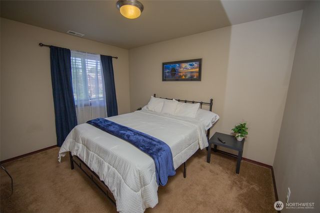 1827 Billie Court, Ferndale, WA 98248