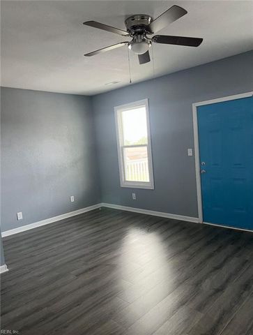 922 Holladay ST, Portsmouth, VA 23704