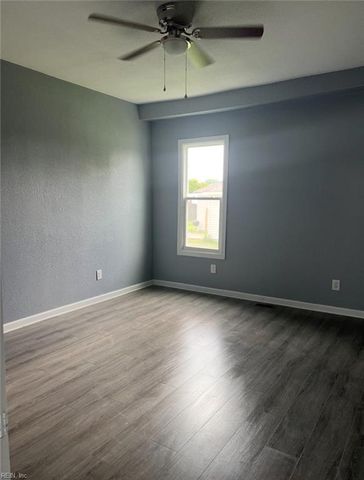 922 Holladay ST, Portsmouth, VA 23704