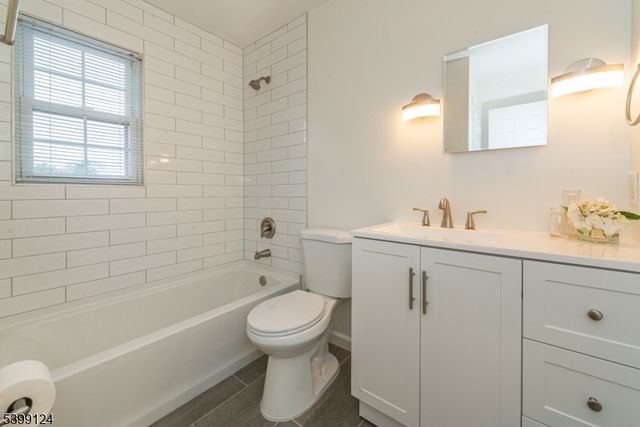 1154 Lake Ave, Clark Twp., NJ 07066