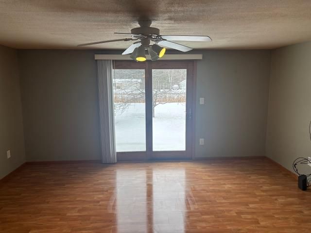 4827 CTH CR, Manitowoc, WI 54220