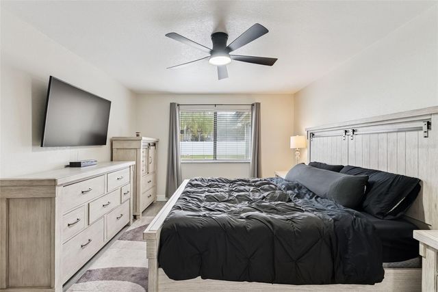 652 CARRIGAN AVENUE, Oviedo, FL 32765