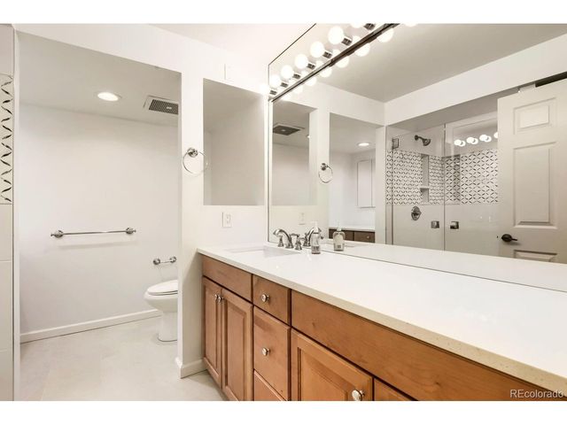 7000 E Quincy Ave F-217, Denver, CO 80237