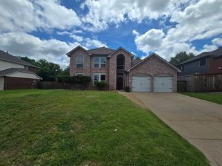 7924 Ember Oaks Drive, North Richland Hills, TX 76182