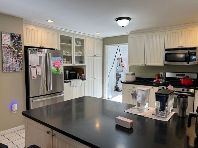 14 Rockland St, Newton, MA 02461