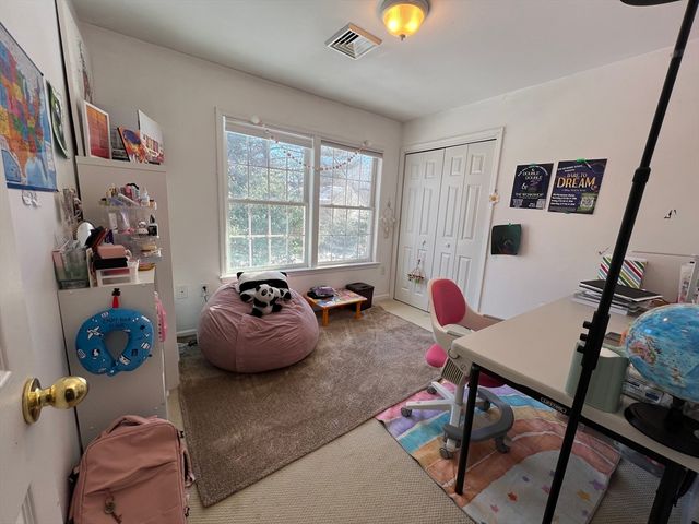 14 Rockland St, Newton, MA 02461