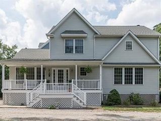 14 Rockland St, Newton, MA 02461