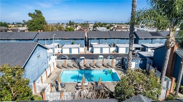 2603 Delaware Street A, Huntington Beach, CA 92648
