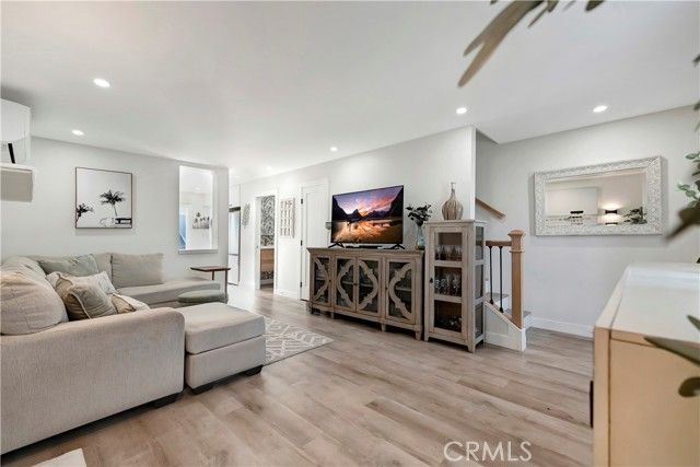 2603 Delaware Street A, Huntington Beach, CA 92648