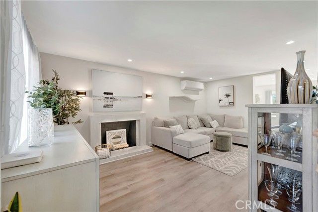 2603 Delaware Street A, Huntington Beach, CA 92648