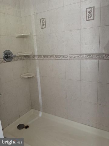 501 RT W, Cherry Hill, NJ 08034